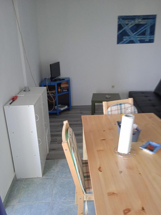 Oswald Apartment